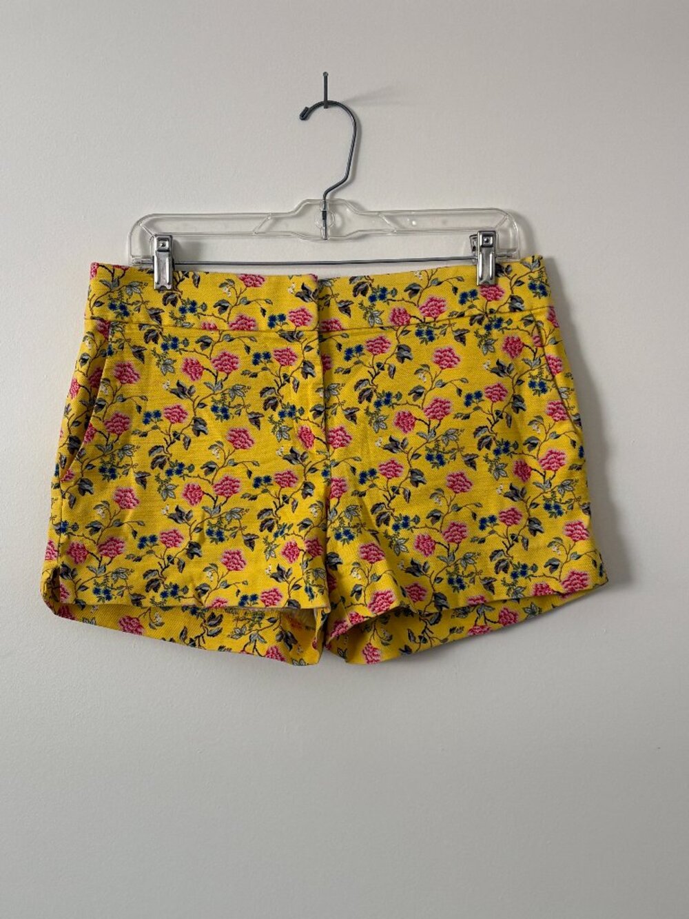 Yellow Flower Shorts | Loft Riviera Size 4